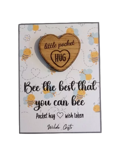 Bee the best that you can bee pocket hug - Wilde Gifts Pocket Hug