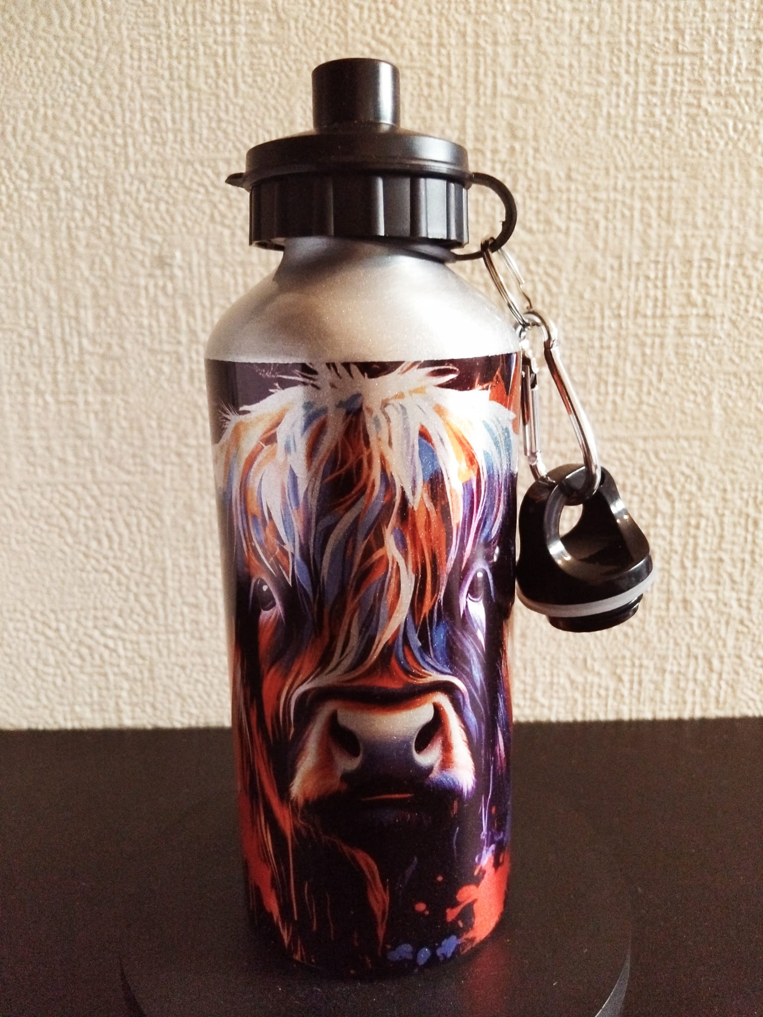 Watercolour Highland Cow 600ml Water Bottle - Wilde Gifts 