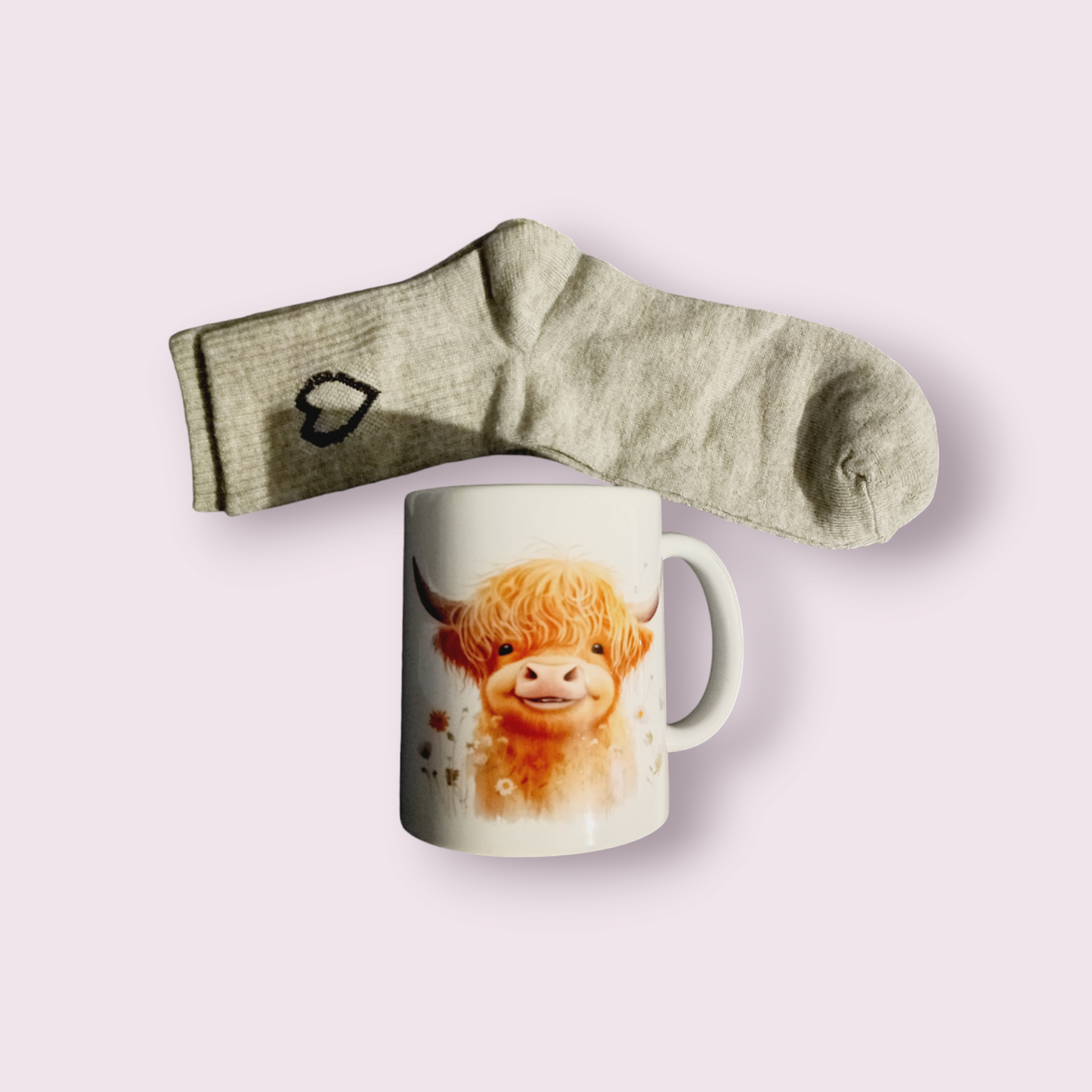 Highland cow mug & socks gift set