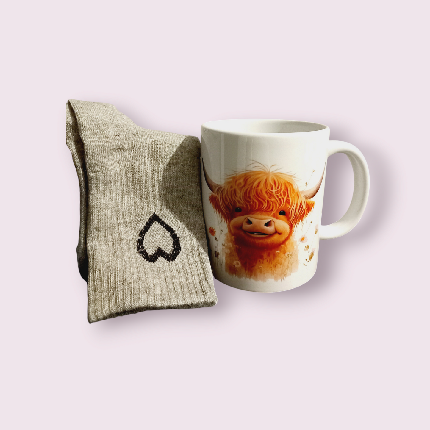 Highland cow mug & socks gift set